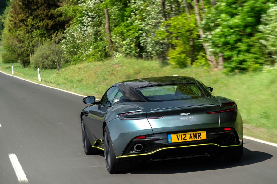  Aston Martin DB11 AMR Signature Edition 2018 года  (WW) (фото 24 из 43)